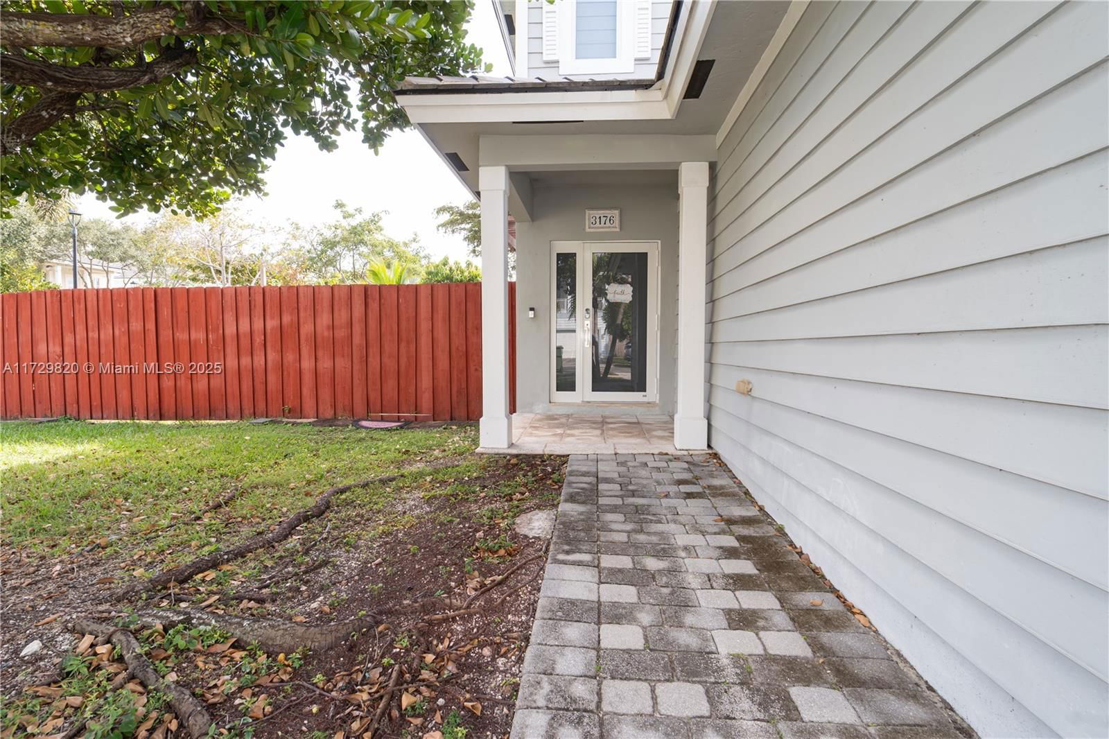 Real estate property located at 3176 4th St, Miami-dade, Bimini At The Oasis, Homestead, FL