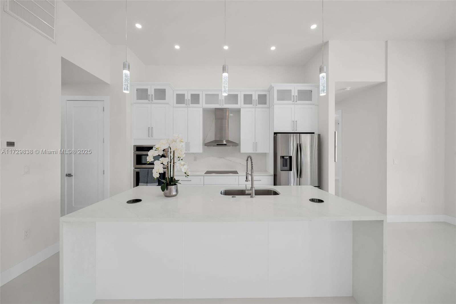 Real estate property located at 2219 Surfside BLVD, Lee, None, Cape Coral, FL