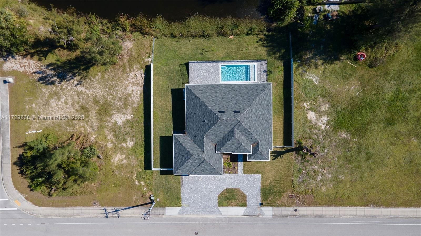 Real estate property located at 2219 Surfside BLVD, Lee, None, Cape Coral, FL