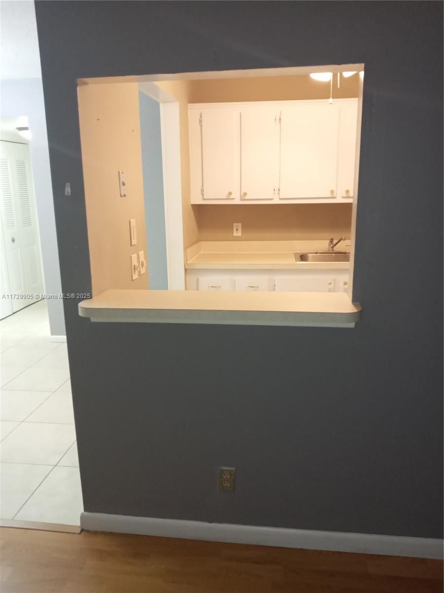 Real estate property located at 390 Windsor Q #390, Palm Beach, Windsor Condos, West Palm Beach, FL