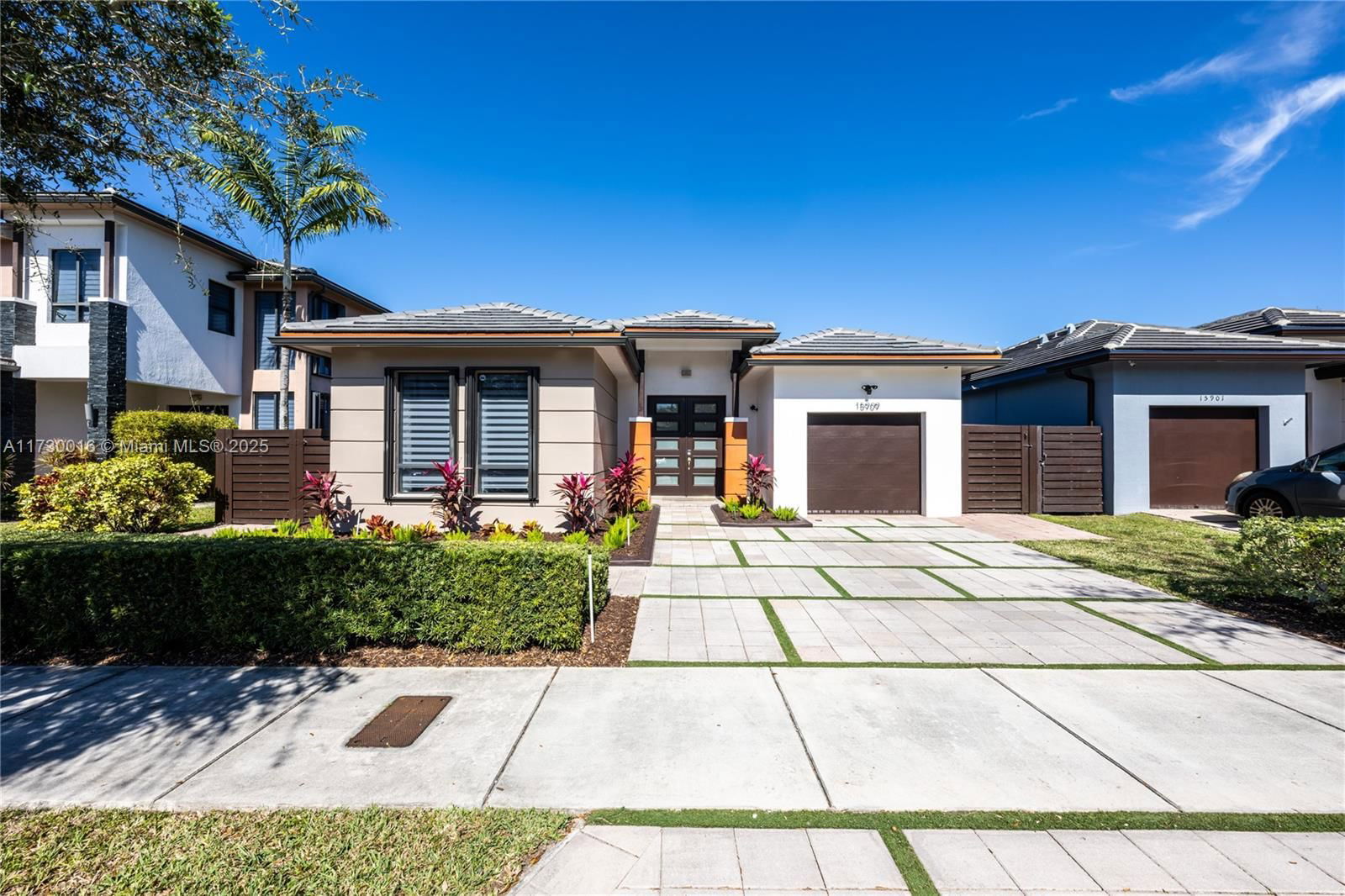 Real estate property located at 15909 136th Way, Miami-dade, Crestview West, Miami, FL