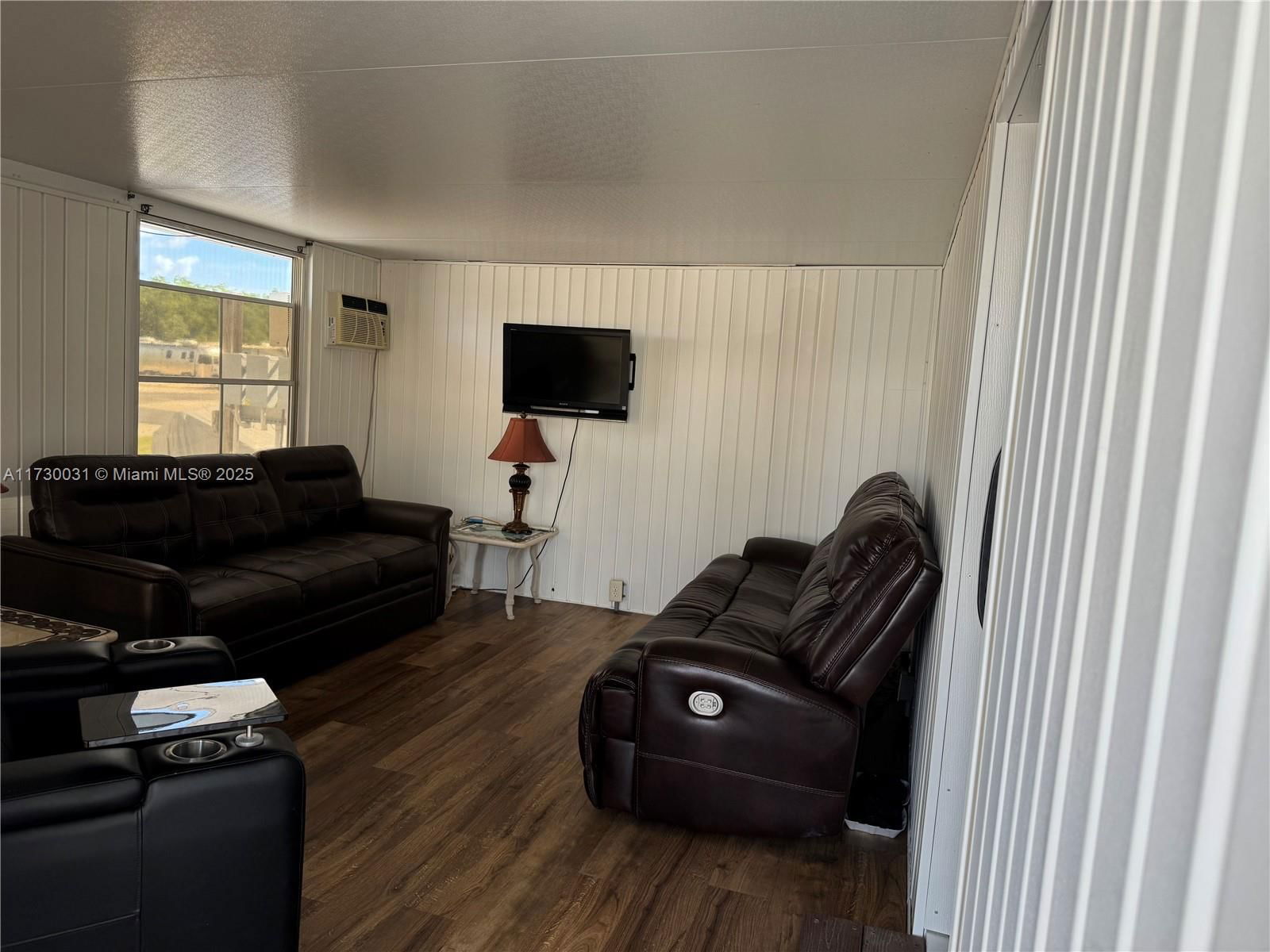 Real estate property located at 675 Copeland Ave S # 5, Collier, Fishermans Cove Of Collier, Everglades City, FL