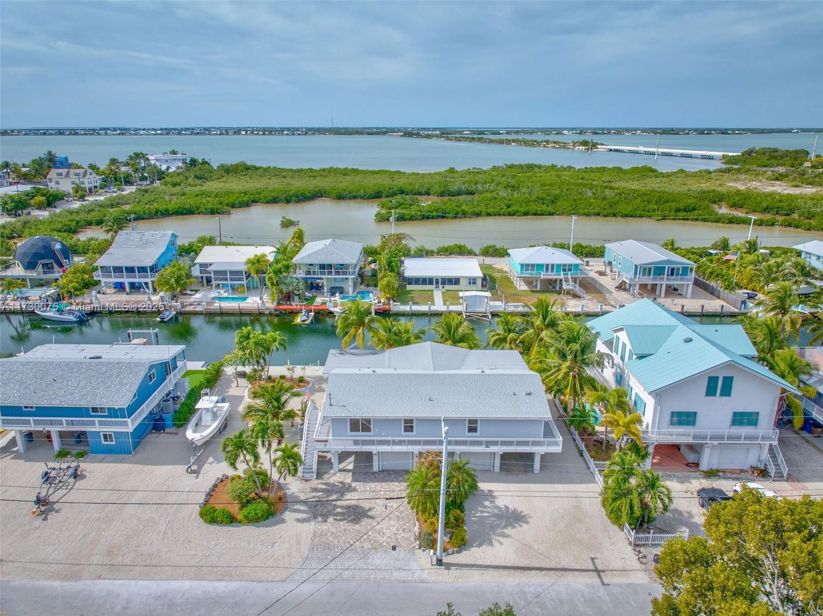 Real estate property located at 182 Cahill Ct, Monroe, Cahill Pines And Palms, Big Pine, FL