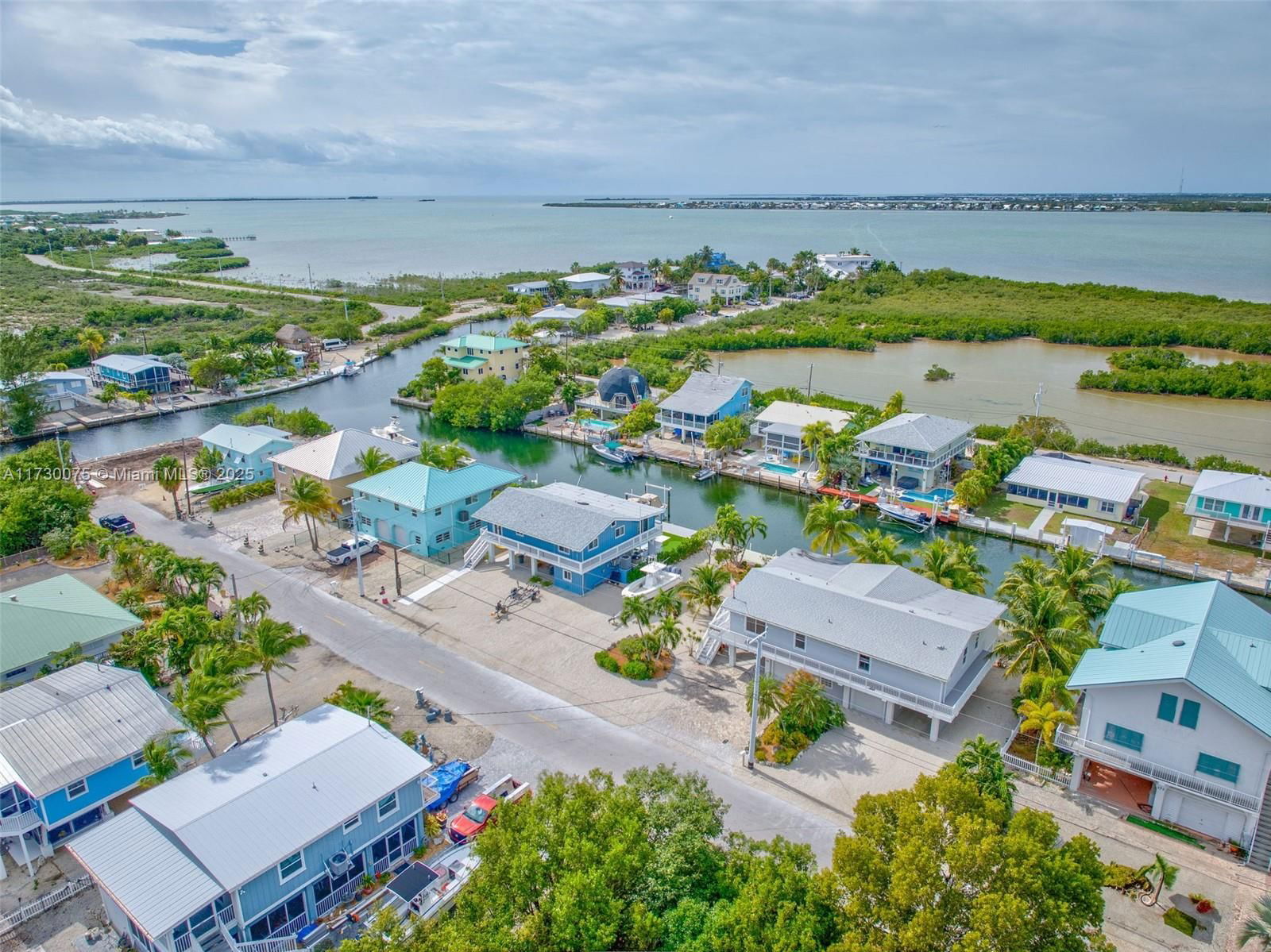 Real estate property located at 182 Cahill Ct, Monroe, Cahill Pines And Palms, Big Pine, FL