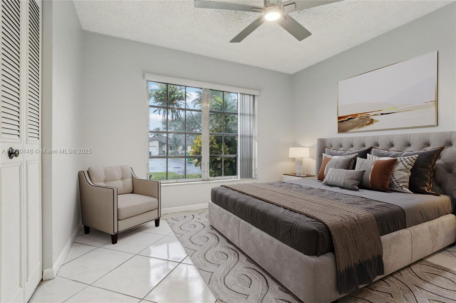 Real estate property located at 11716 110th Ter, Miami-dade, Woodstock Villas, Miami, FL