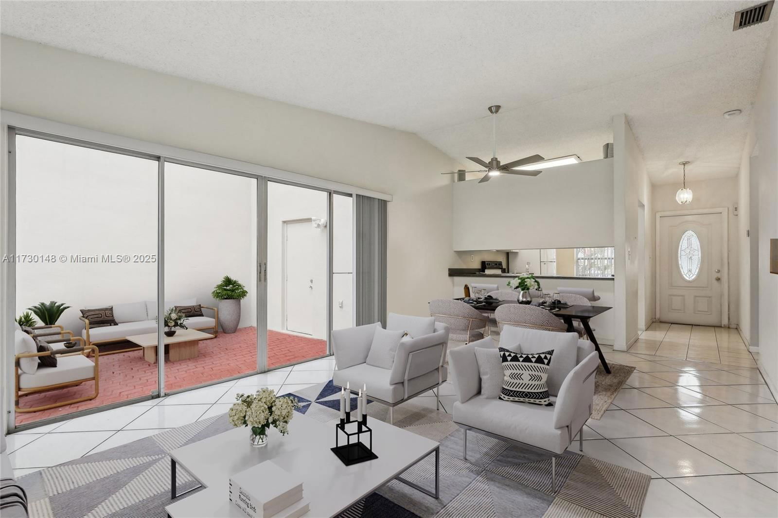 Real estate property located at 11716 110th Ter, Miami-dade, Woodstock Villas, Miami, FL