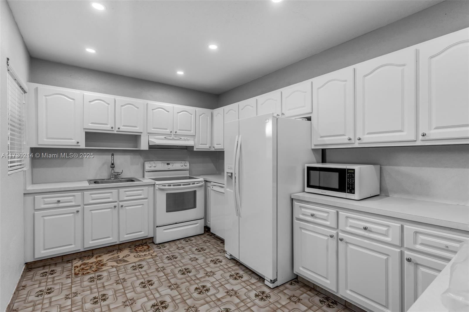 Real estate property located at 7555 30th Ter, Miami-dade, Central Miami Part 7, Miami, FL
