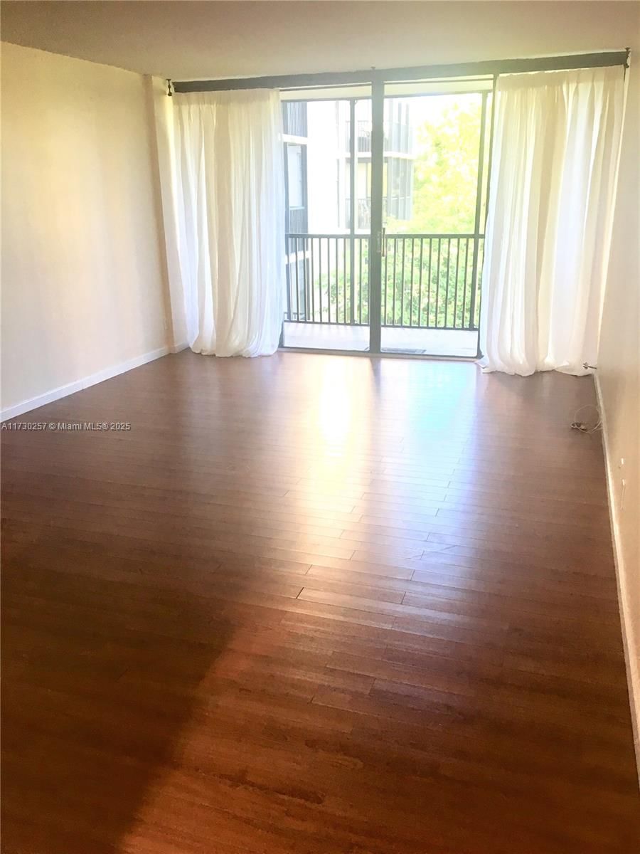 Real estate property located at 3101 COUNTRY CLUB DRIVE #306, Miami-dade, Bravura Ii Condo, Aventura, FL