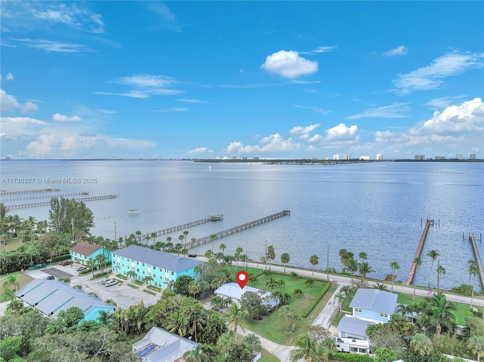 Real estate property located at 13529 Indian River Dr, St Lucie, Resubdivision Of 9/10-37-, Jensen Beach, FL