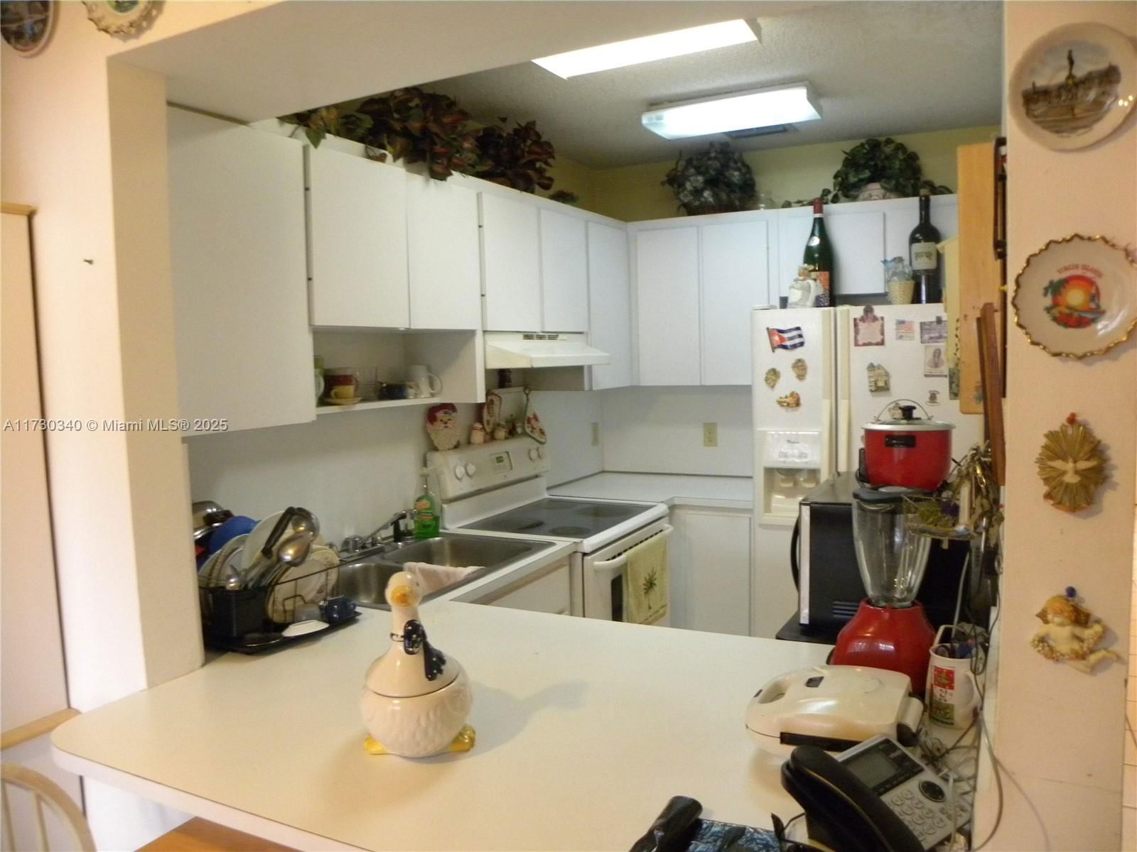 Real estate property located at 4839 144th Ct, Miami-dade, Bird Lakes Townhouse Sec, Miami, FL