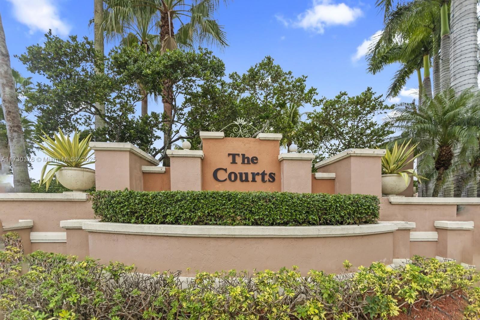 Real estate property located at 6670 114th Ave #635, Miami-dade, The Courts At Doral Isles, Doral, FL