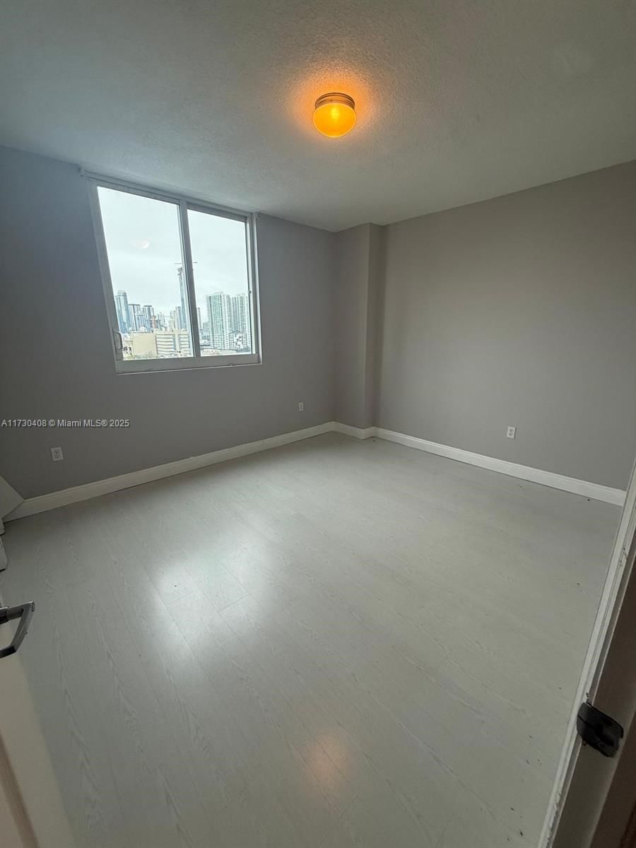 Real estate property located at 275 18th St #1503, Miami-dade, 1800 Biscayne Plaza Condo, Miami, FL