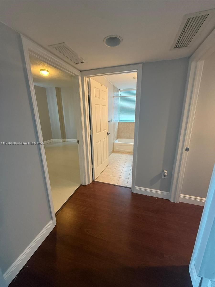 Real estate property located at 275 18th St #1503, Miami-dade, 1800 Biscayne Plaza Condo, Miami, FL