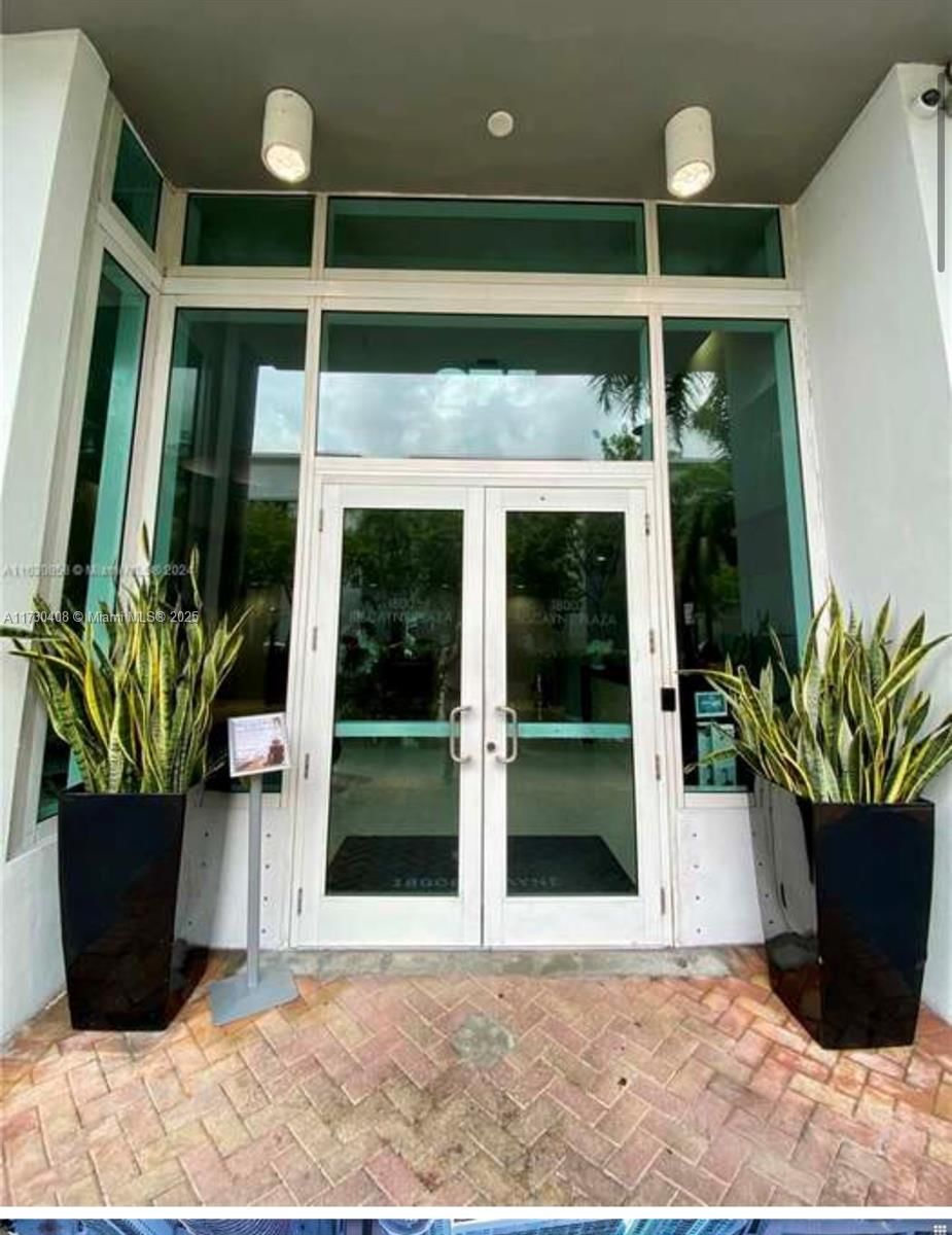 Real estate property located at 275 18th St #1503, Miami-dade, 1800 Biscayne Plaza Condo, Miami, FL