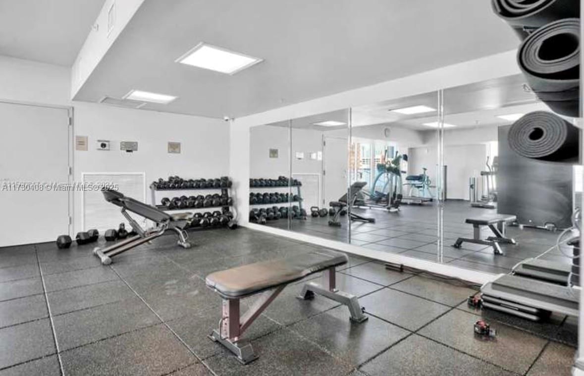 Real estate property located at 275 18th St #1503, Miami-dade, 1800 Biscayne Plaza Condo, Miami, FL