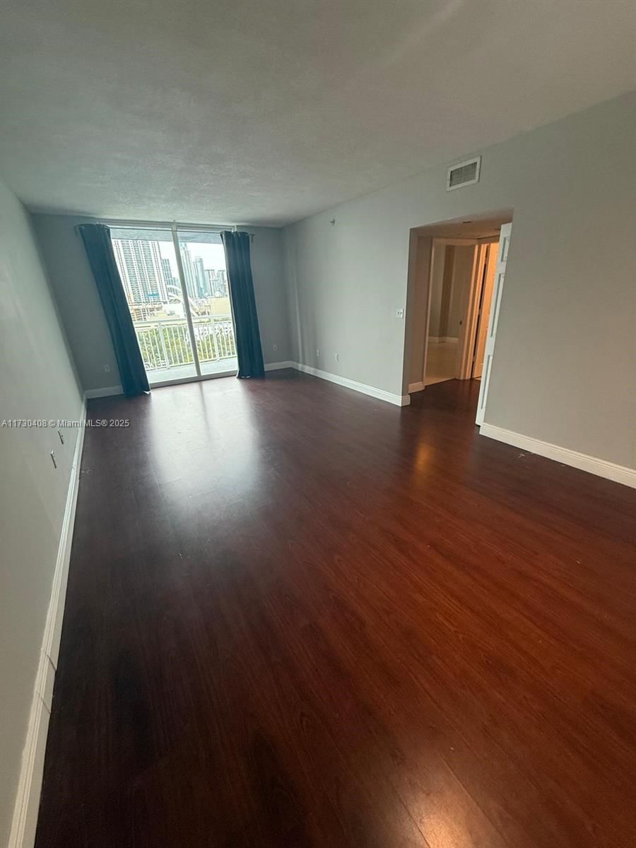 Real estate property located at 275 18th St #1503, Miami-dade, 1800 Biscayne Plaza Condo, Miami, FL