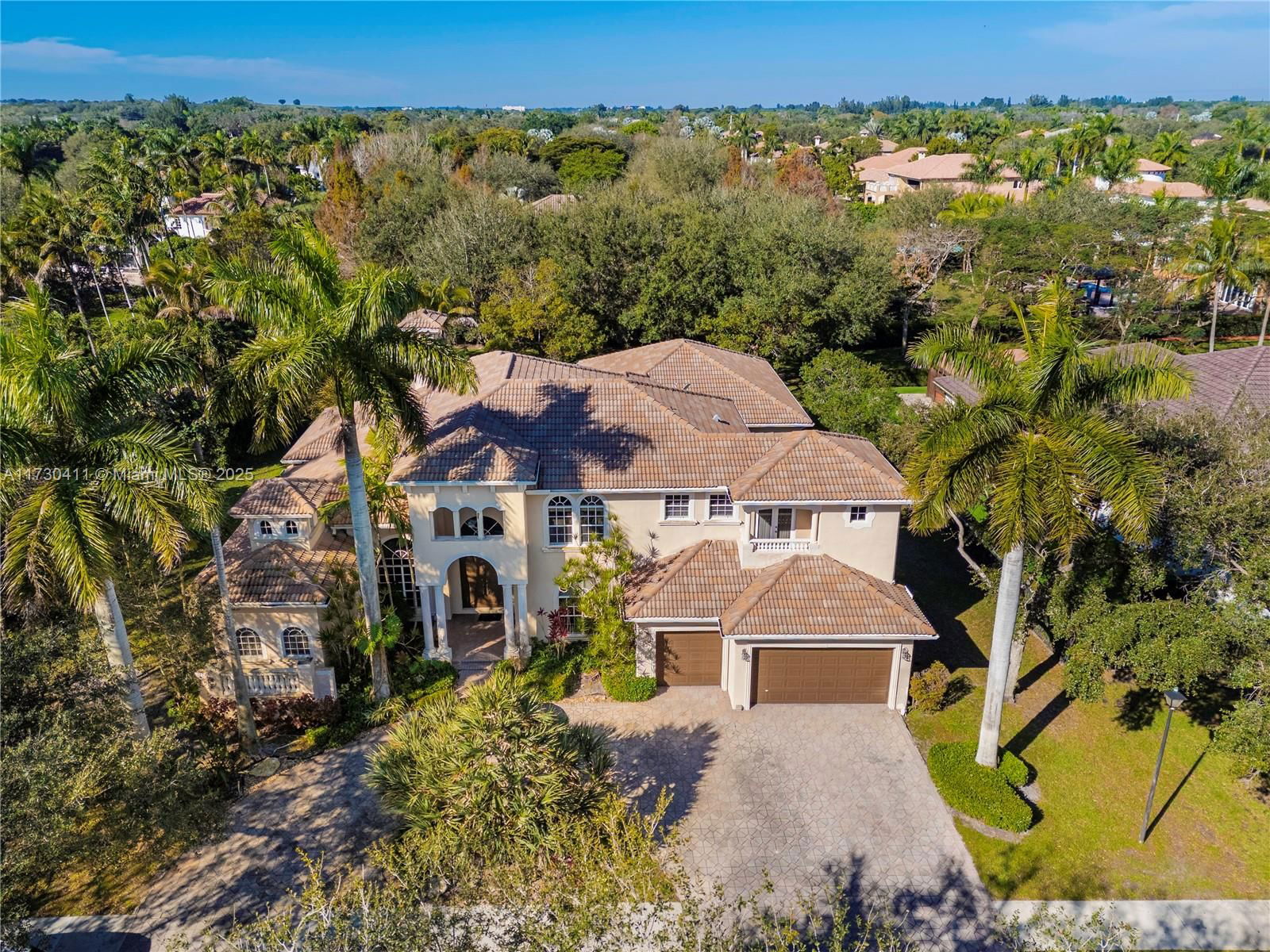 Real estate property located at 3303 Stonebrook Cir, Broward, Kapok Grove Estates, Davie, FL