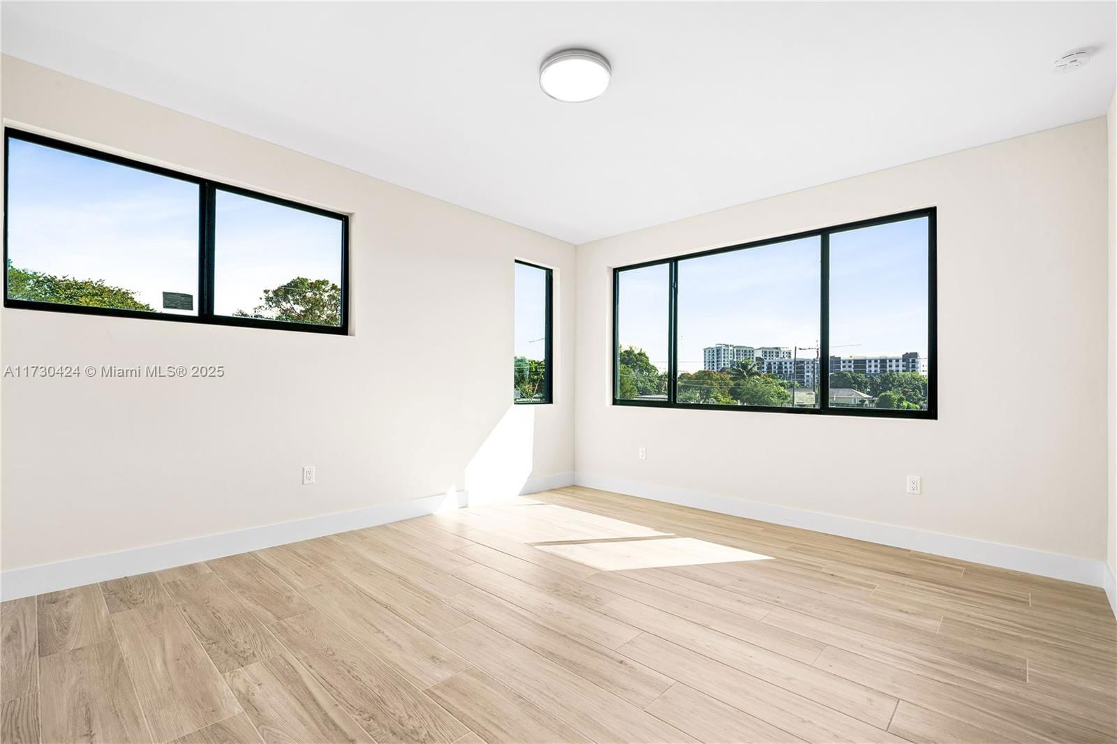 Real estate property located at 18084 103 Ave, Miami-dade, Cgtj Estates, Miami, FL