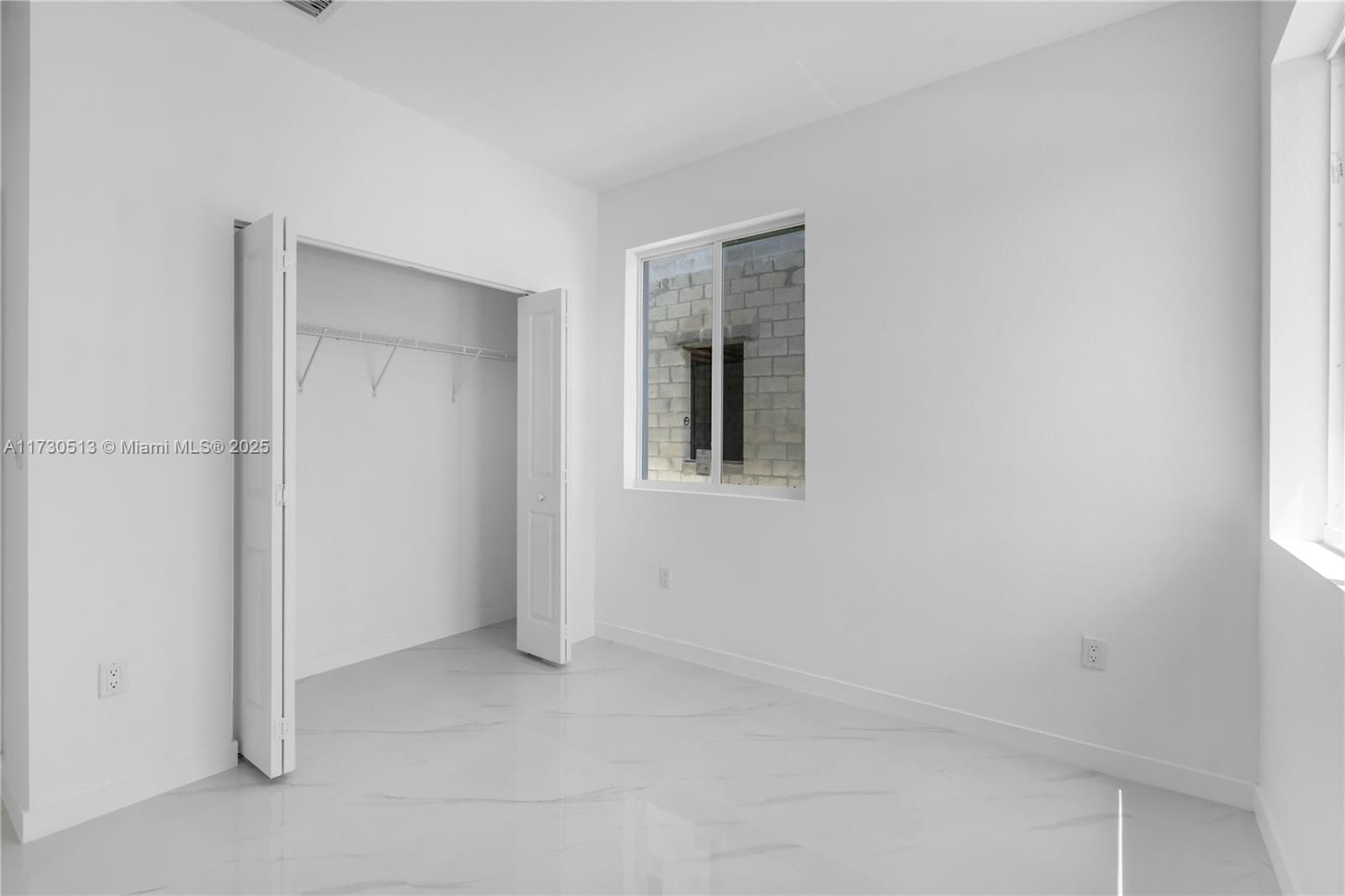 Real estate property located at 22570 124 CT B, Miami-dade, Chloes Estates, Miami, FL