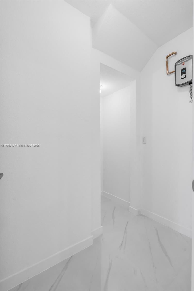 Real estate property located at 22570 124 CT B, Miami-dade, Chloes Estates, Miami, FL