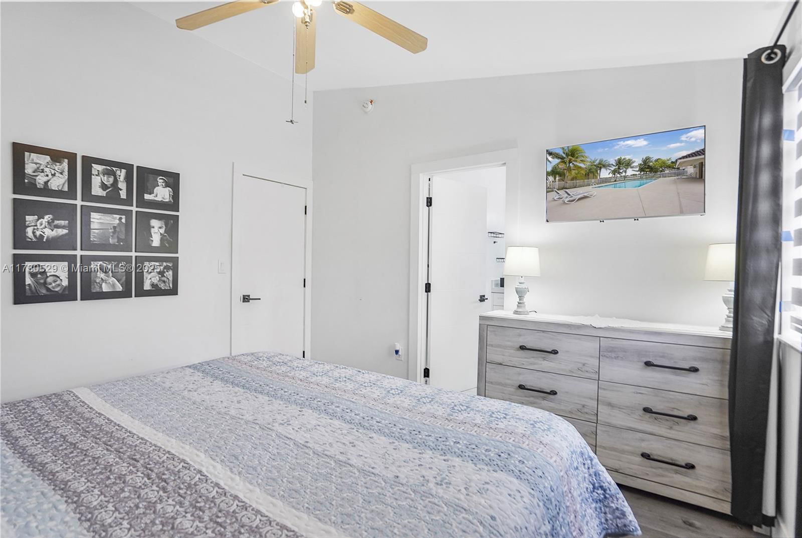 Real estate property located at 14061 178th St, Miami-dade, Weitzer Serena Lakes Town, Miami, FL