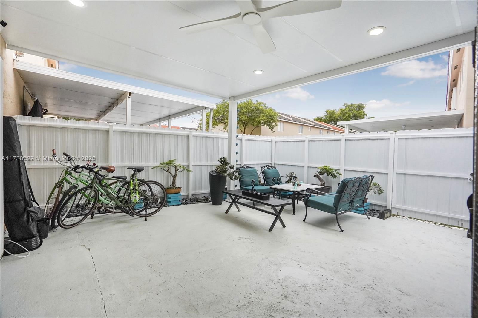 Real estate property located at 14061 178th St, Miami-dade, Weitzer Serena Lakes Town, Miami, FL