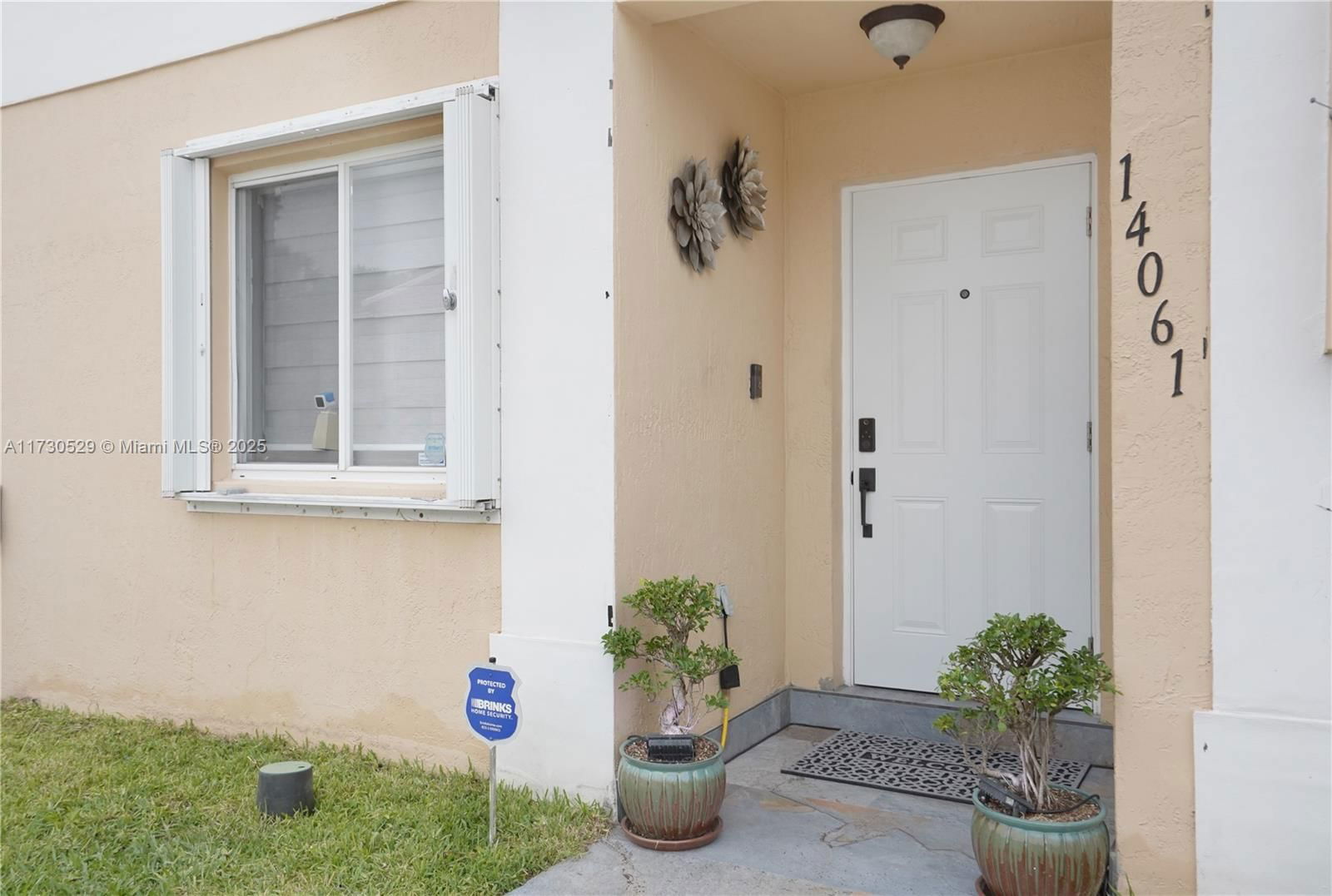 Real estate property located at 14061 178th St, Miami-dade, Weitzer Serena Lakes Town, Miami, FL