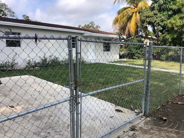 Real estate property located at 30534 155th Ct, Miami-dade, 21 Century Homes 1 Sec, Homestead, FL