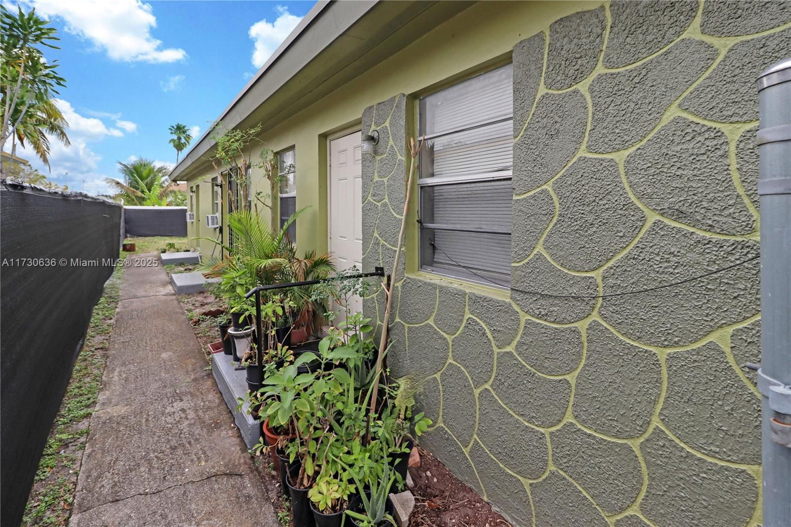 Real estate property located at 744 5th Ct, Broward, West Harlem, Hallandale Beach, FL