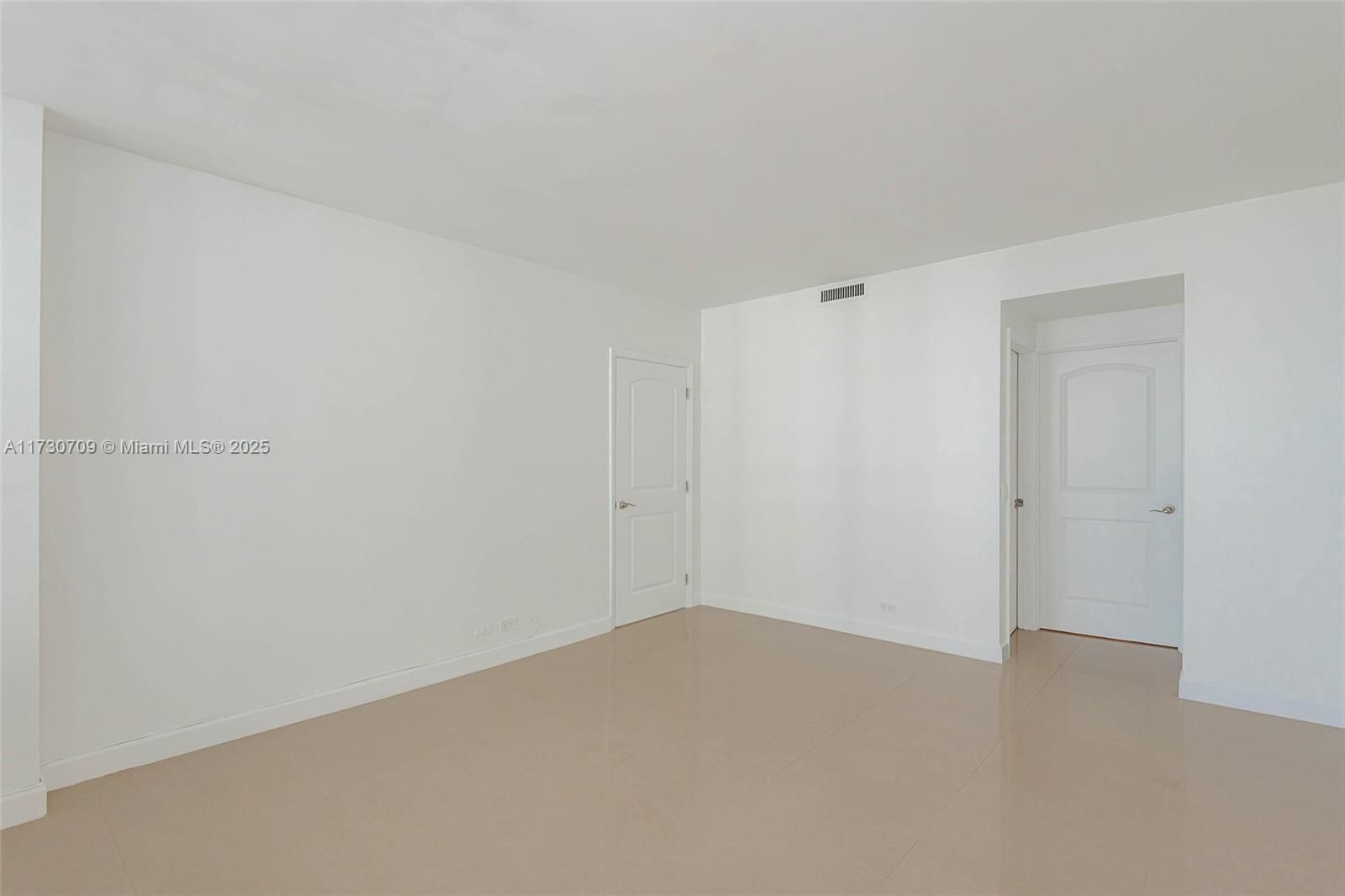 Real estate property located at 3505 Ocean Dr #1411, Broward, Alexander Towers Condo, Hollywood, FL