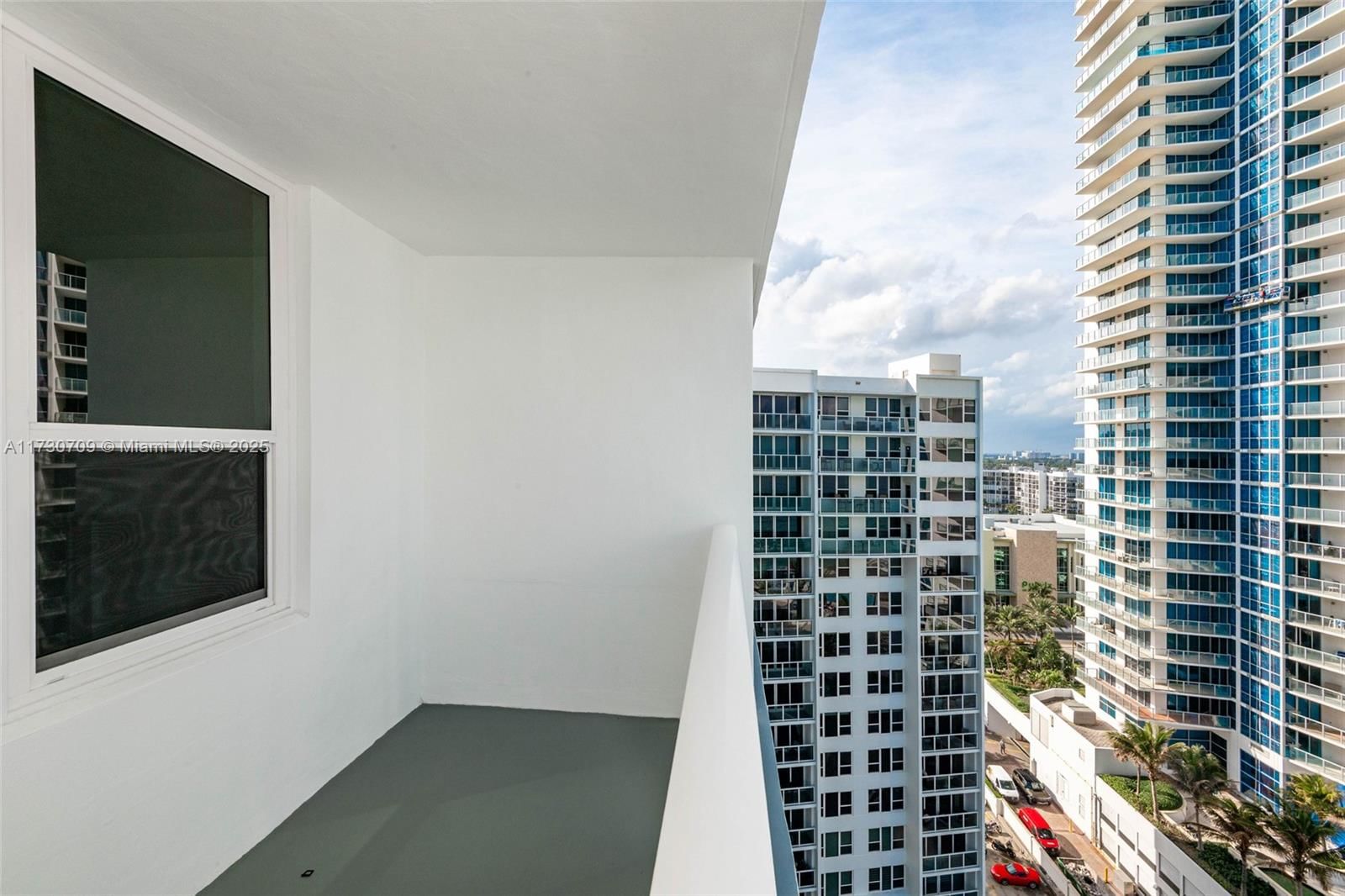 Real estate property located at 3505 Ocean Dr #1411, Broward, Alexander Towers Condo, Hollywood, FL