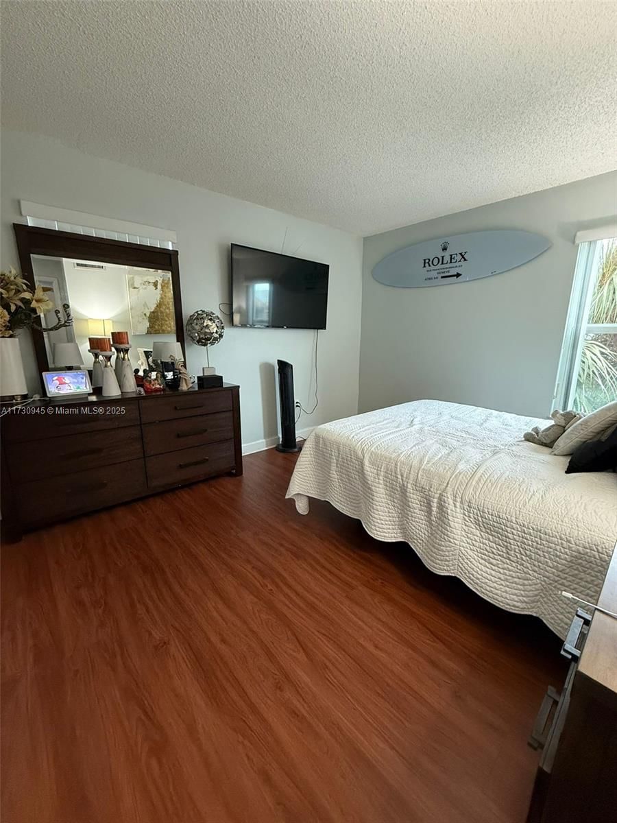 Real estate property located at 6195 18th Ave G312, Miami-dade, Los Suenos Condo, Hialeah, FL