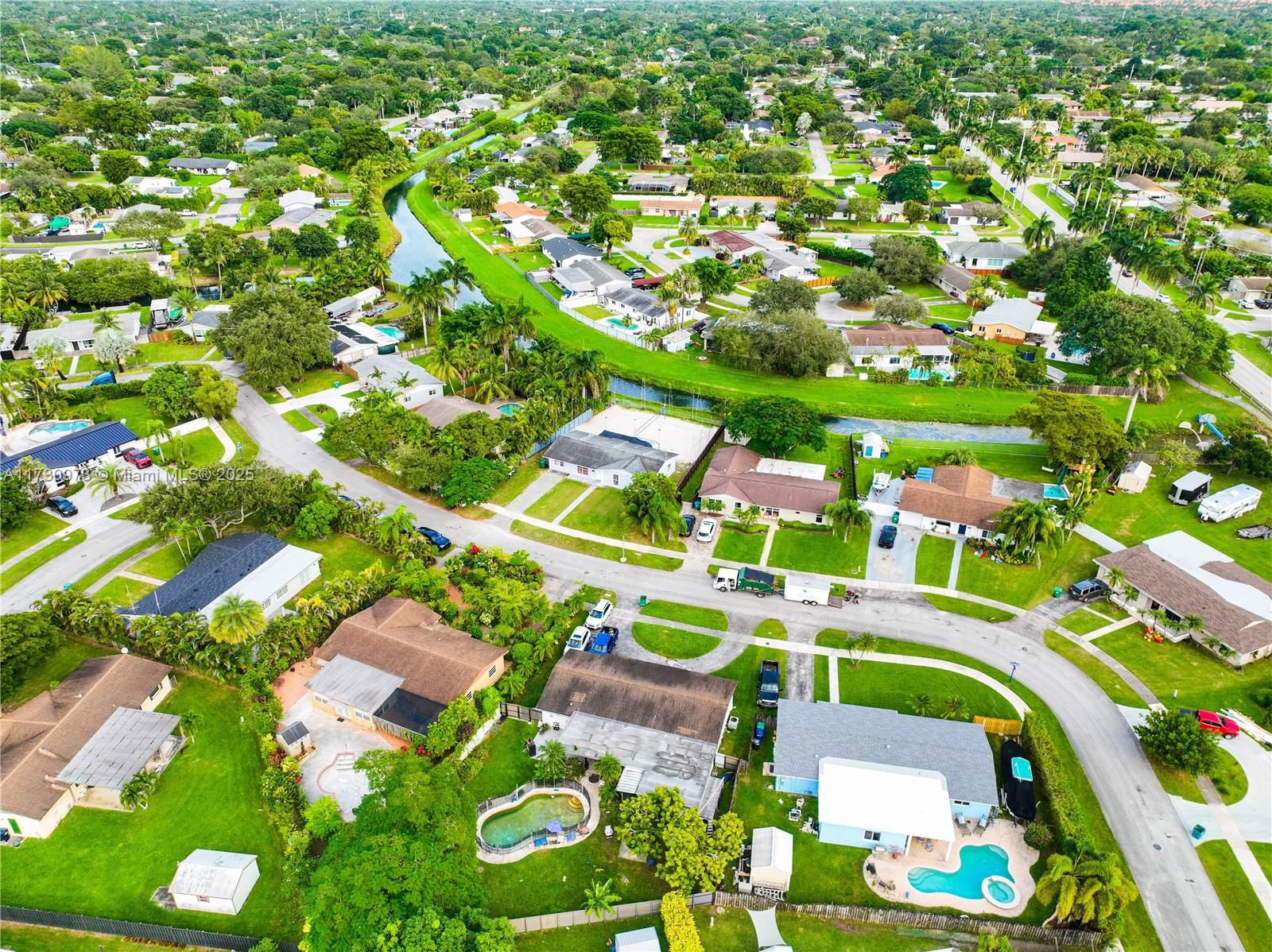 Real estate property located at 18231 90th Ct, Miami-dade, Bel Aire Sec 17, Palmetto Bay, FL
