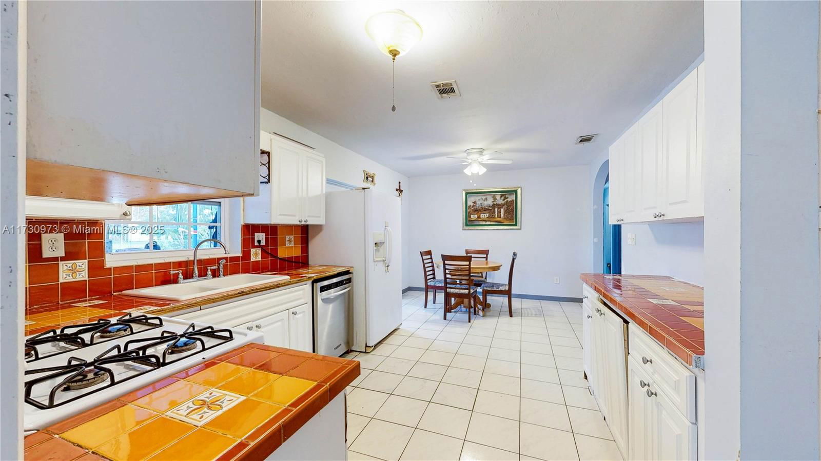 Real estate property located at 18231 90th Ct, Miami-dade, Bel Aire Sec 17, Palmetto Bay, FL