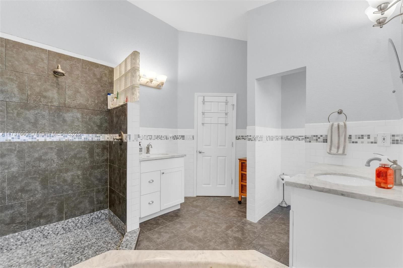Real estate property located at 1605 Dewey St, Broward, Sunset Trails, Hollywood, FL