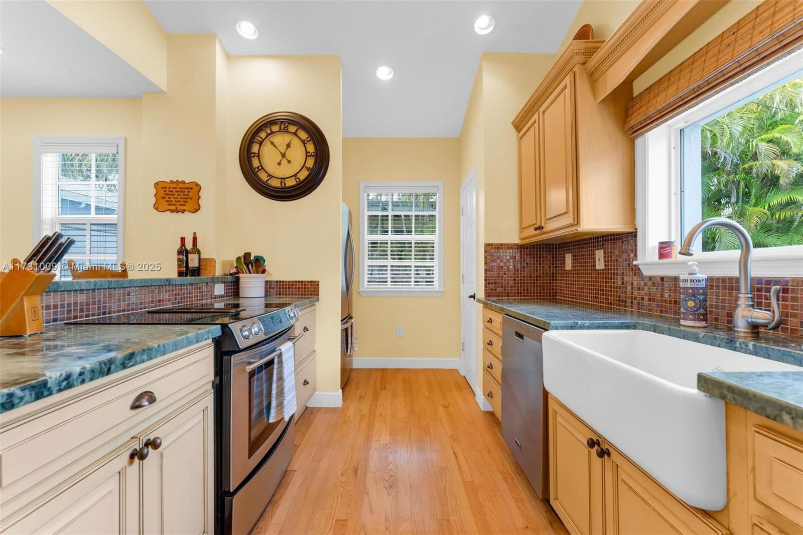 Real estate property located at 1605 Dewey St, Broward, Sunset Trails, Hollywood, FL