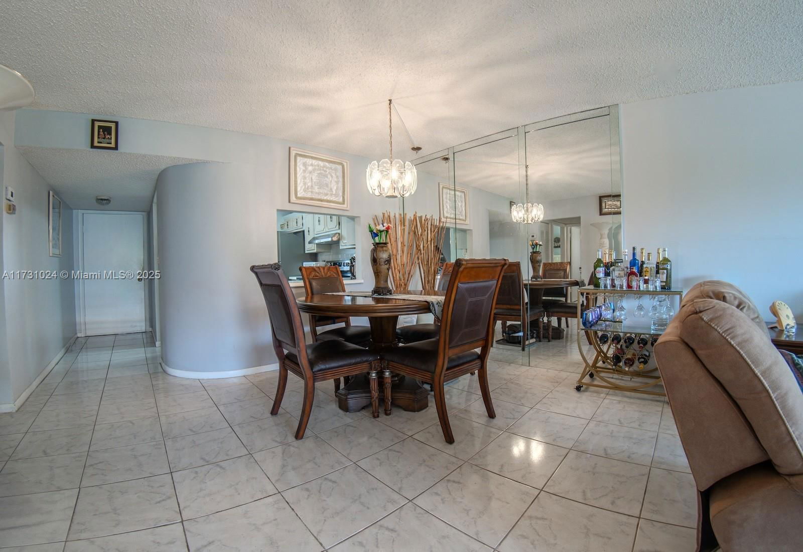 Real estate property located at 3955 Nob Hill Rd #402, Broward, Sunrise Island Condominiu, Sunrise, FL