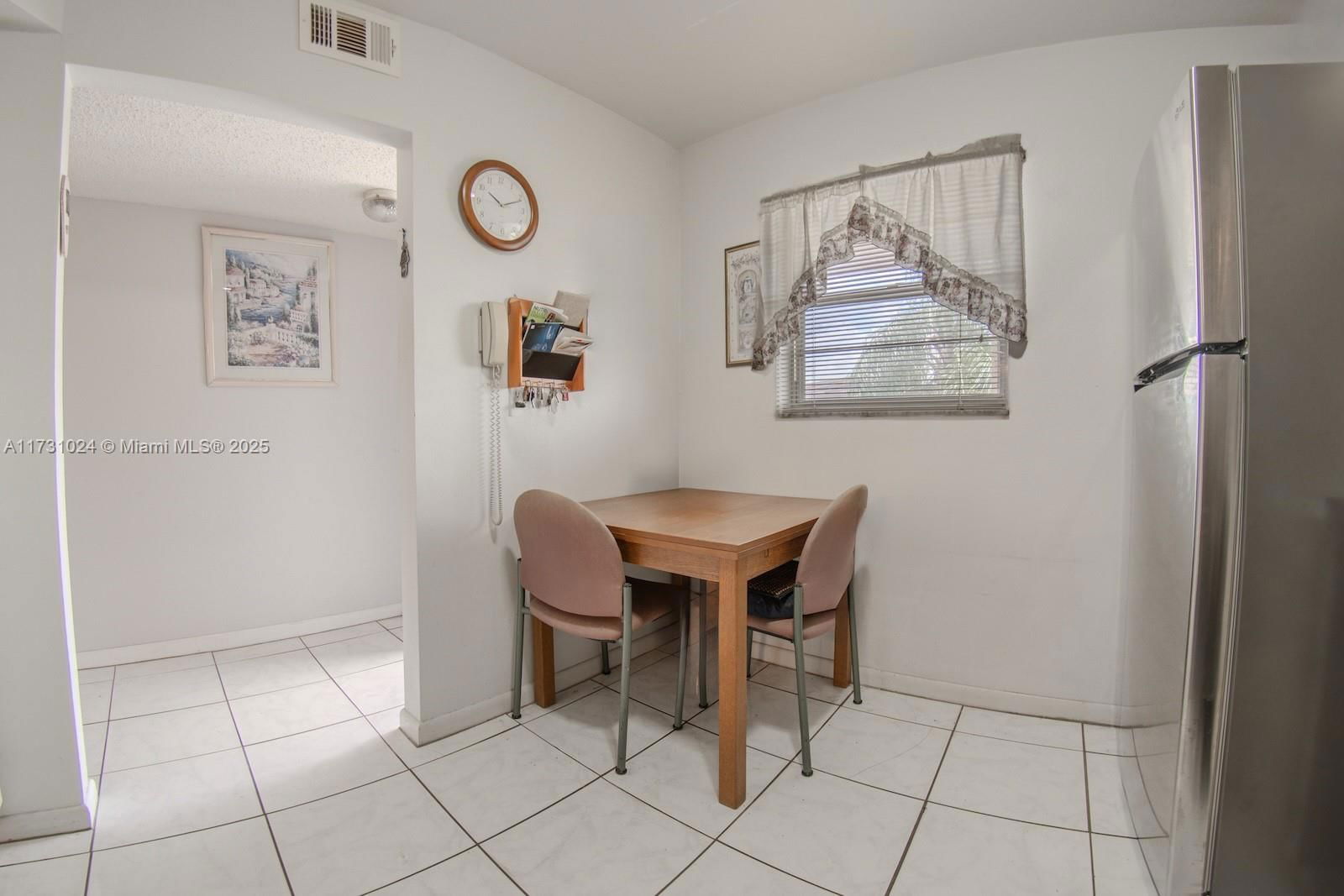 Real estate property located at 3955 Nob Hill Rd #402, Broward, Sunrise Island Condominiu, Sunrise, FL