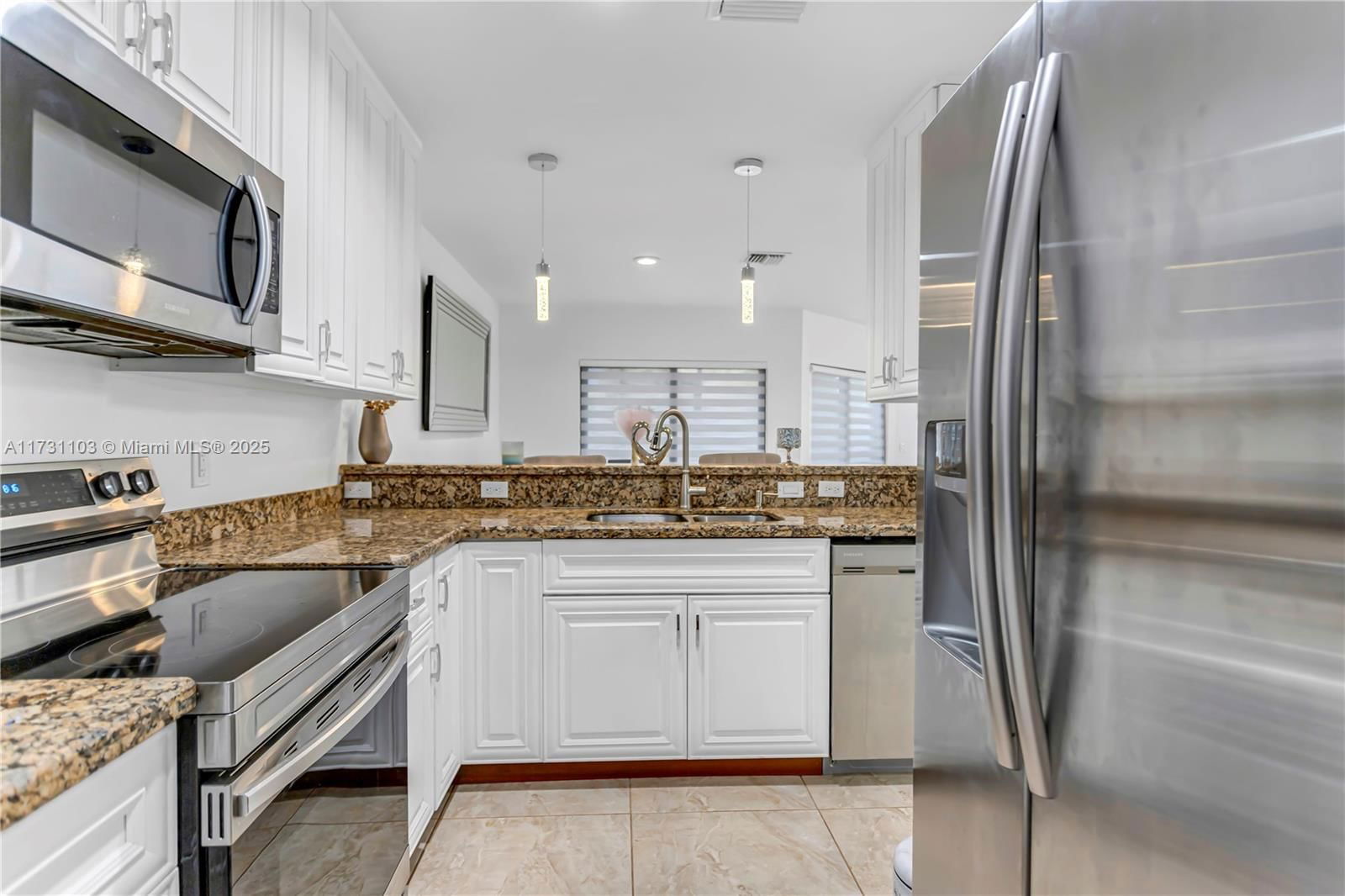 Real estate property located at 1613 Cypress Pointe Dr #1613, Broward, Cypress Pointe Condo, Coral Springs, FL