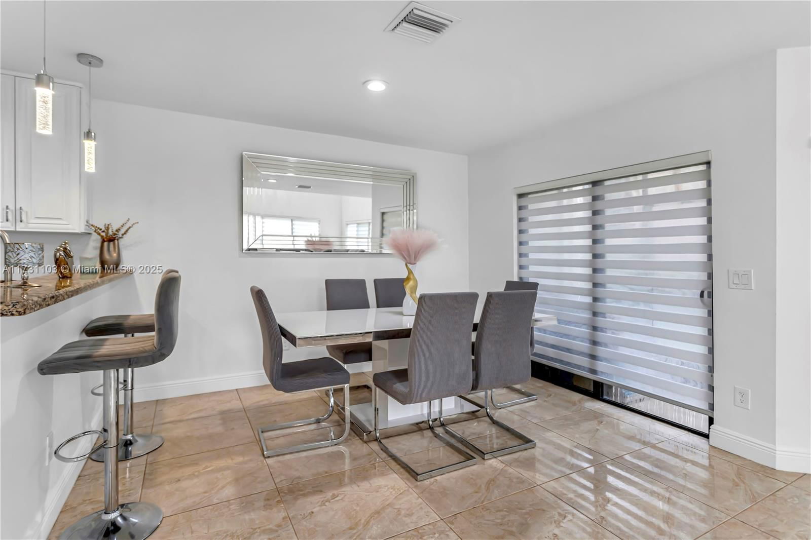 Real estate property located at 1613 Cypress Pointe Dr #1613, Broward, Cypress Pointe Condo, Coral Springs, FL