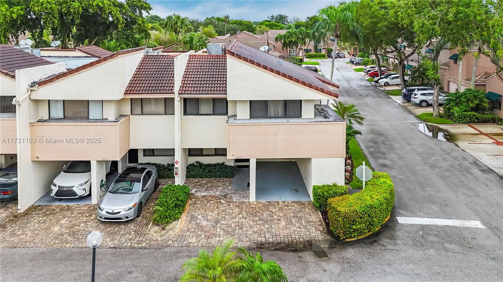 Real estate property located at 1613 Cypress Pointe Dr #1613, Broward, Cypress Pointe Condo, Coral Springs, FL