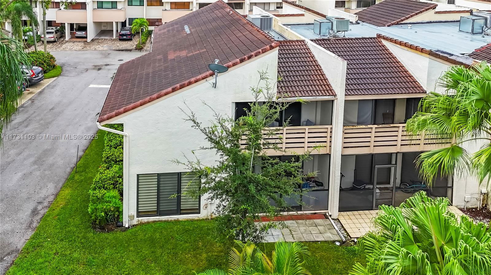 Real estate property located at 1613 Cypress Pointe Dr #1613, Broward, Cypress Pointe Condo, Coral Springs, FL