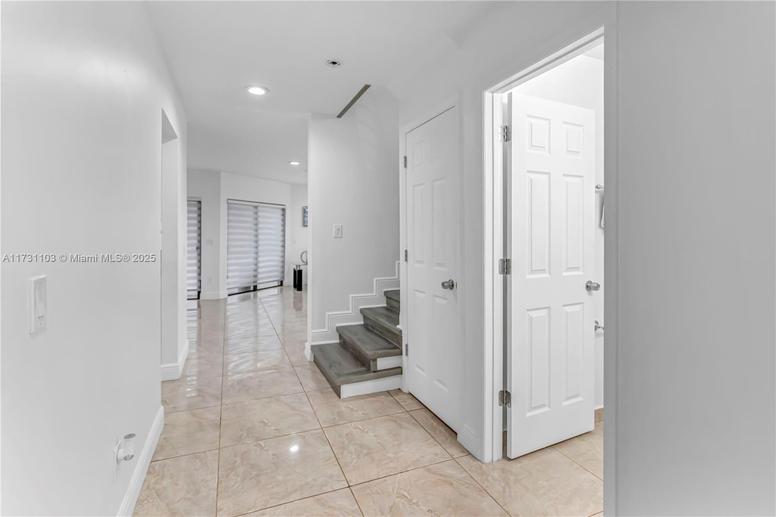 Real estate property located at 1613 Cypress Pointe Dr #1613, Broward, Cypress Pointe Condo, Coral Springs, FL