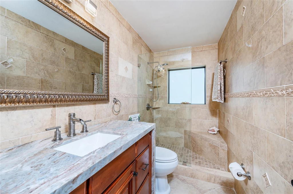 Real estate property located at 16185 2nd Dr, Broward, Heftler Homes At Pembroke, Pembroke Pines, FL