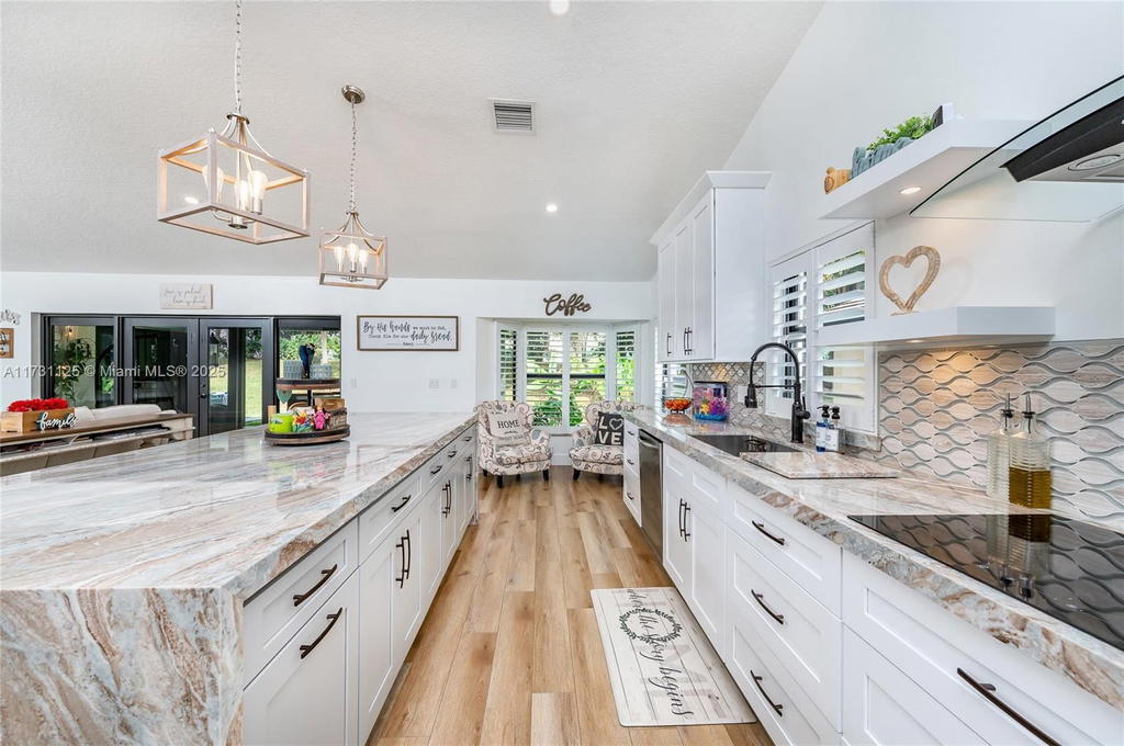 Real estate property located at 16185 2nd Dr, Broward, Heftler Homes At Pembroke, Pembroke Pines, FL