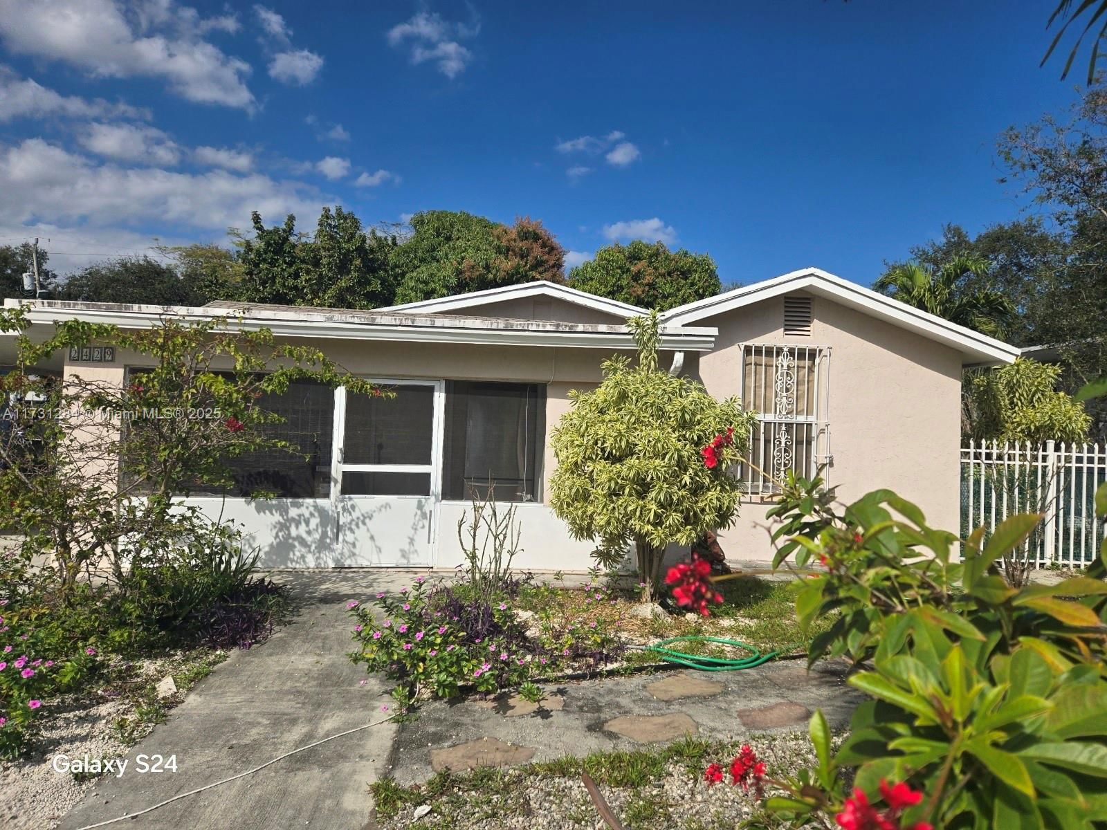 Real estate property located at 2429 86th St, Miami-dade, 86th Street Manor, Miami, FL