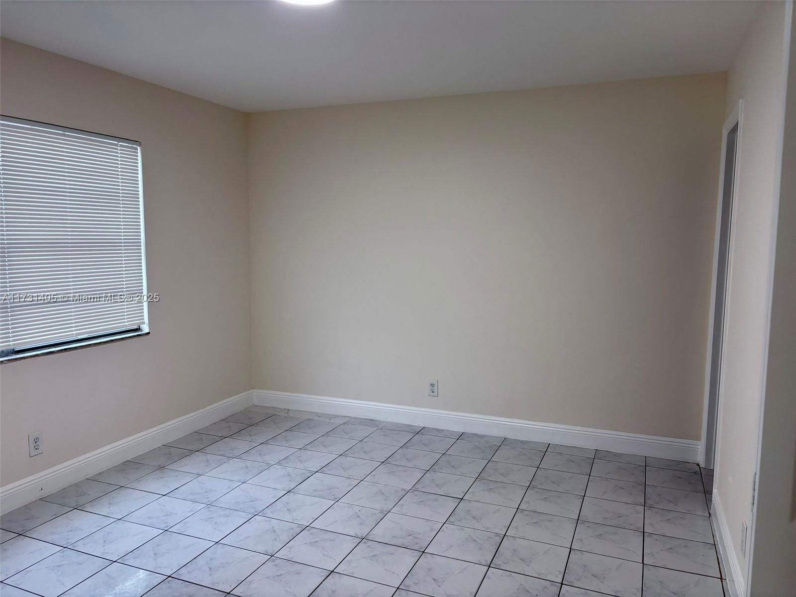 Real estate property located at 348 43rd St, Broward, Lake Island, Deerfield Beach, FL