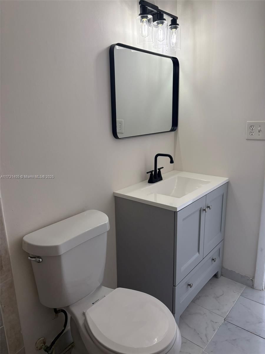 Real estate property located at 348 43rd St, Broward, Lake Island, Deerfield Beach, FL