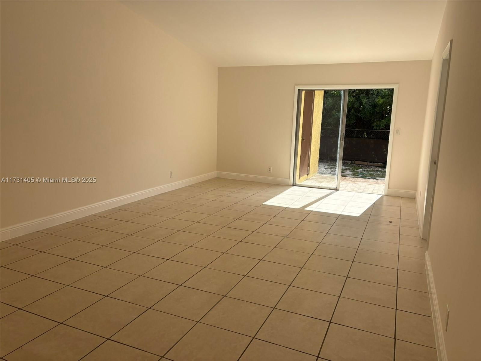 Real estate property located at 348 43rd St, Broward, Lake Island, Deerfield Beach, FL
