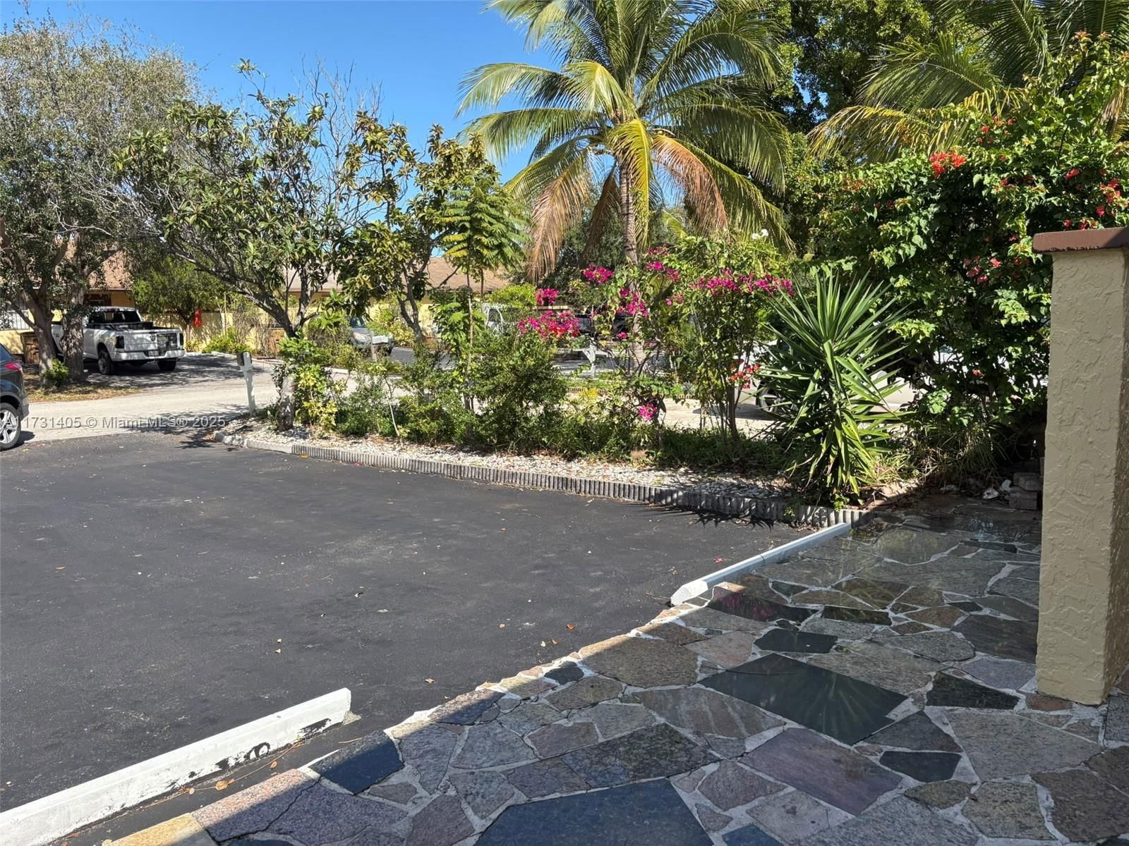 Real estate property located at 348 43rd St, Broward, Lake Island, Deerfield Beach, FL